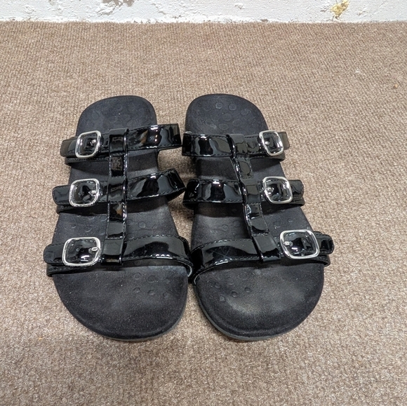 VIONIC (Size 7) Black Buckle Slide Sandals - Picture 2 of 7